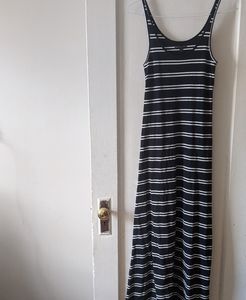 Vans - black and white striped maxi size S